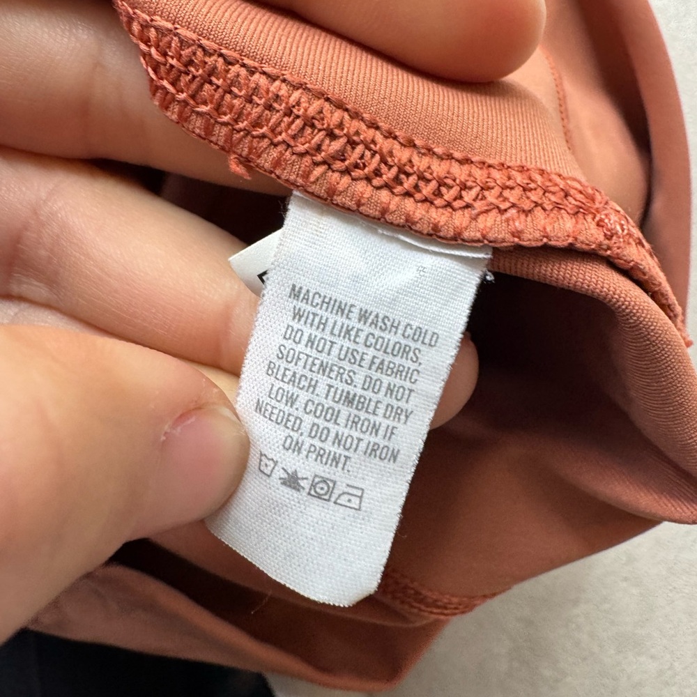 Aerie Athletic Bike Spandex Shorts w Pockets - Picture 9 of 9